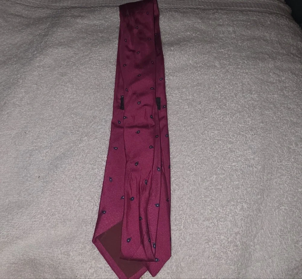Men's Burgundy Tie with Navy Paisley Accents